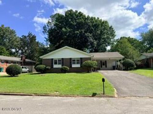 12 Woodmere Dr, Jackson, TN, 38301-3326 | Card Image