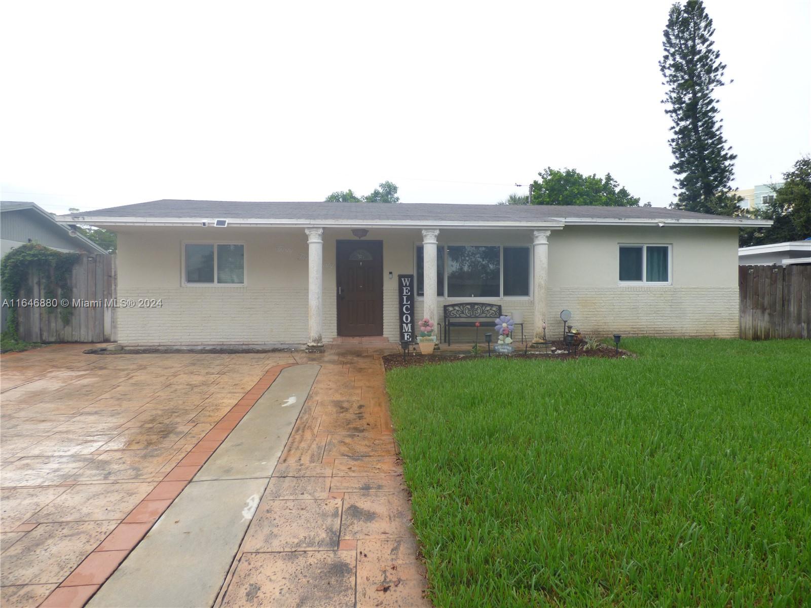 73rd Ave, Hollywood, FL 33024