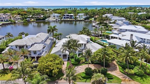 1870 4th St S, NAPLES, FL, 34102-7504 | Card Image