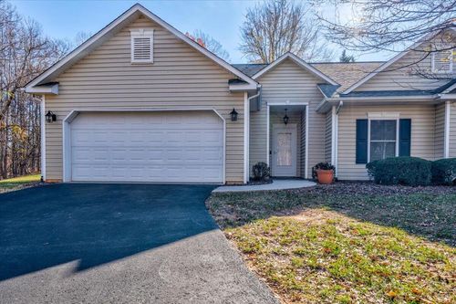 76 Fairway Oaks Dr, Hardy, VA, 24101 | Card Image