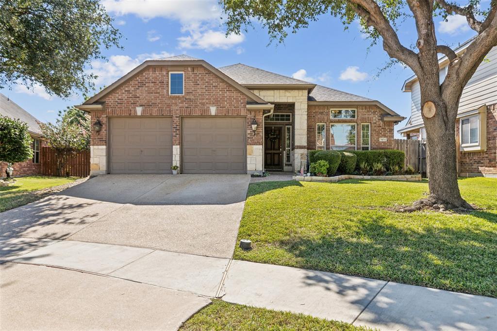 Bethlehem Dr, Grand Prairie, TX 75054