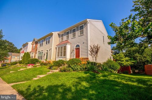 8632 Beech Hollow Ln, SPRINGFIELD, VA, 22153-3585 | Card Image