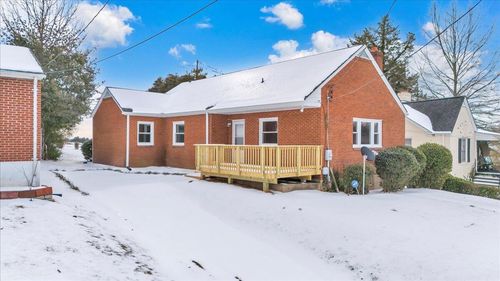 806 Hundley St, Martinsville, VA, 24112 | Card Image