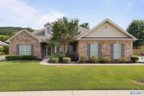 2305 Palisades Ct Sw, Huntsville, AL, 35803-5018 | Card Image