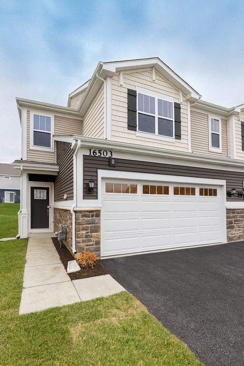 16503 W Golden Valley Ln, Lockport, IL, 60441-7645 | Card Image