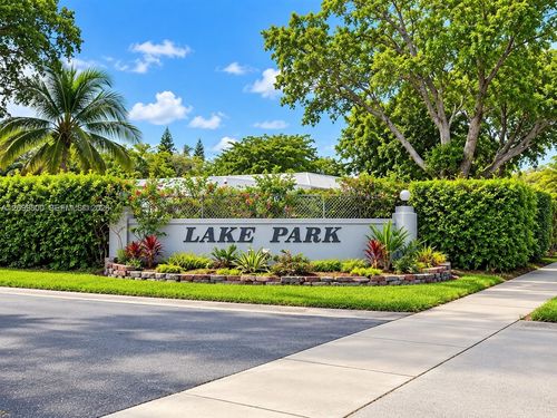 310d-850 Sw 138th Ave, Pembroke Pines, FL, 33027-3543 | Card Image