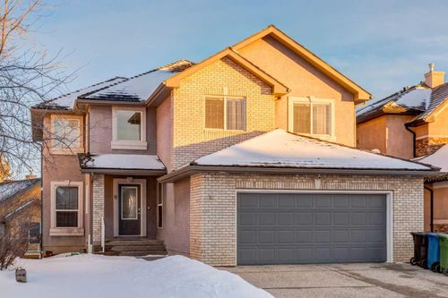 12 Royal Road Nw, Home with 5 bedrooms, 3 bathrooms and 4 parking in Calgary AB | Card Image