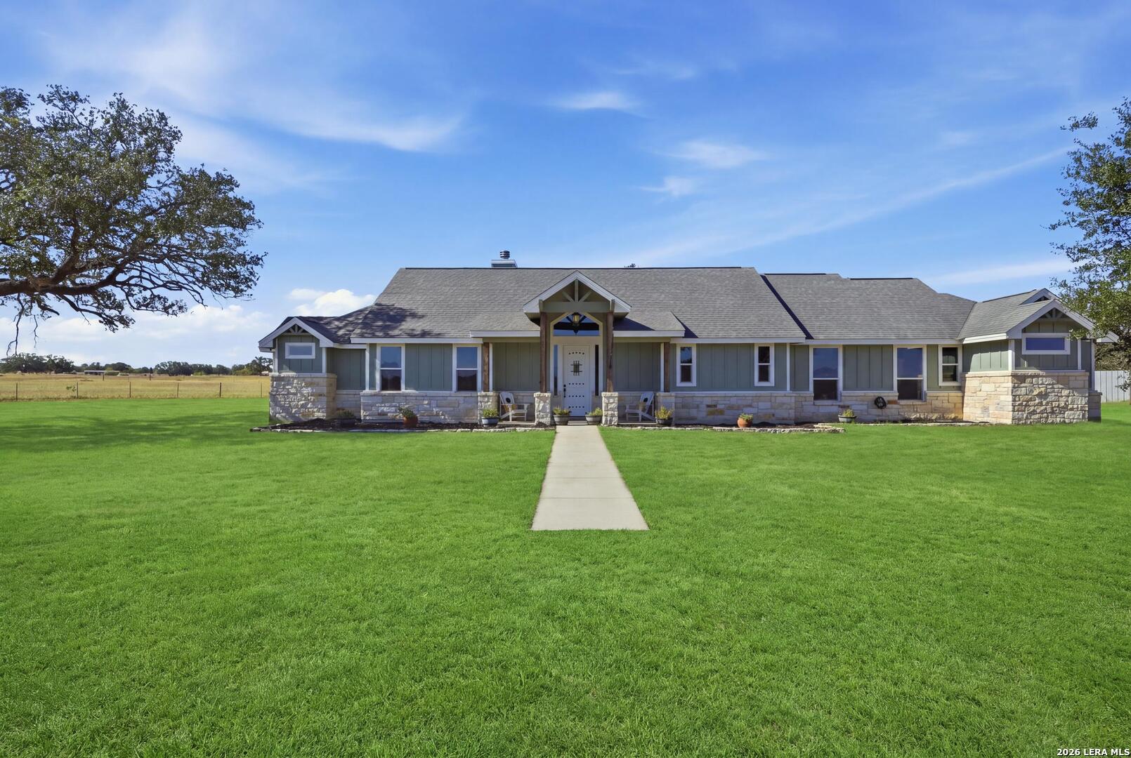 Residential in Floresville 4