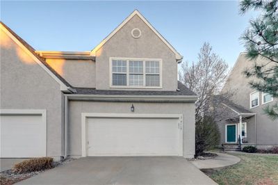 9221 Boehm Drive, Home with 3 bedrooms, 2 bathrooms and null parking in Lenexa KS | Image 1