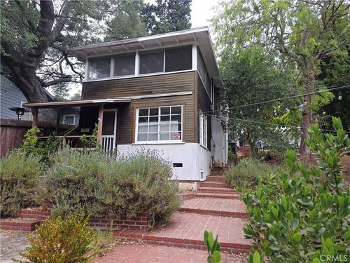 8709 Lookout Mountain Ave, Los Angeles, CA, 90046-1817 | Card Image