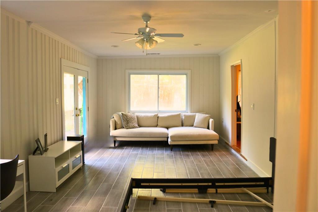 Residential in Lithonia