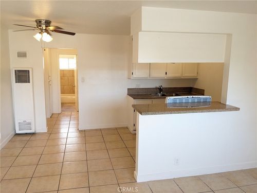 apt-11-1708 Pine Ave, Long Beach, CA, 90813-1839 | Card Image