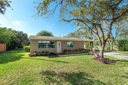 1634 Ne 3rd Ave, Delray Beach, FL, 33444-4117 | Card Image