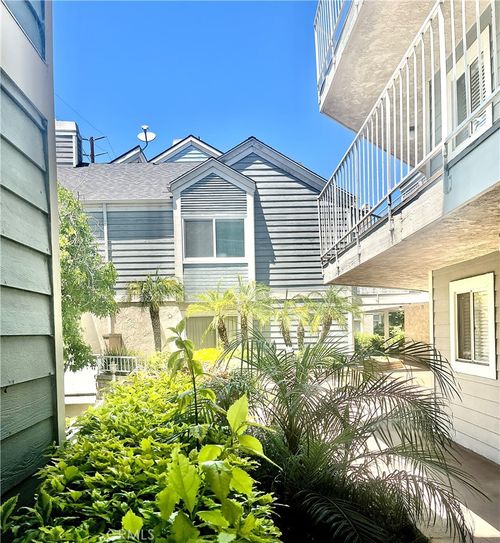 222-628 Daisy Ave, Long Beach, CA, 90802-2713 | Card Image