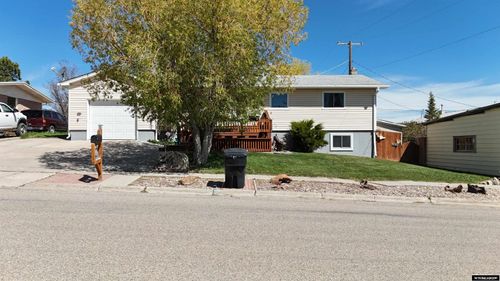715 Emerald St, Kemmerer, WY, 83101-3324 | Card Image