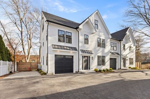 unit-201-10 Webber Ave, Bedford, MA, 01730-2262 | Card Image