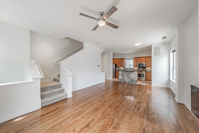 UNIT-13 - 13900 Noel Rd, Condo with 2 bedrooms, 2 bathrooms and null parking in Dallas TX | Image 13