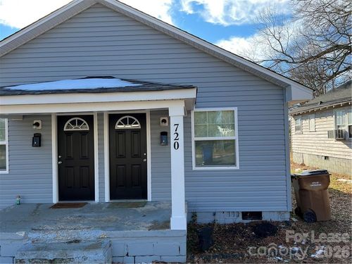 720 E Pine Street, Lincolnton, NC, 28092 | Card Image