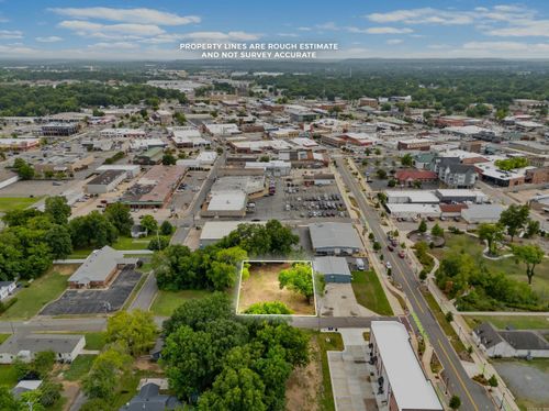 1011 Willow St, Conway, AR, 72032 | Card Image