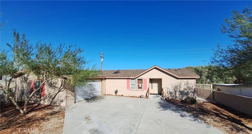 15862 N Crystal Springs Dr, Palm Springs, CA, 92262-1015 | Card Image