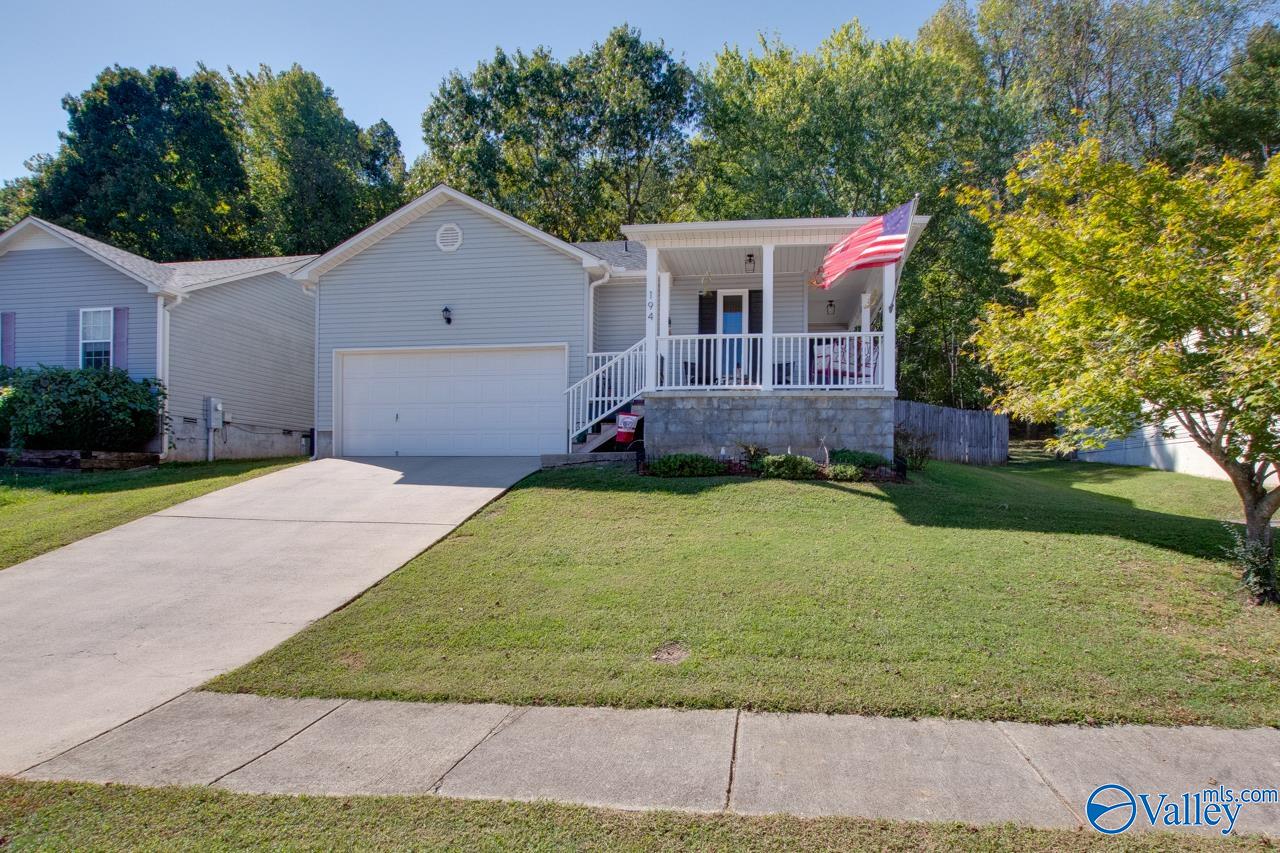 Hollington Dr, Huntsville, AL 35811