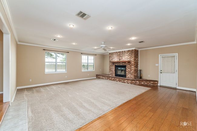 8862 Loop 570, House other with 4 bedrooms, 2 bathrooms and 2 parking in Wall TX | Image 6