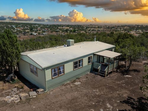197 Skyline Dr, Edgewood, NM, 87015-6715 | Card Image