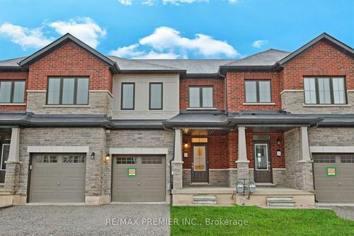 27-8273 Tulip Tree Dr, Niagara Falls, ON, L2H3S8 | Card Image
