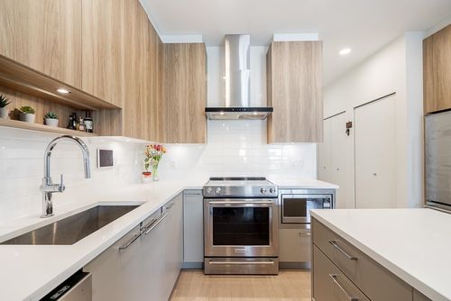 207-7599 15th Street, Burnaby, BC, V3N0H9 | Card Image