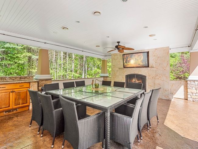 10 Bridle Path Way, House other with 3 bedrooms, 5 bathrooms and 6 parking in Tyngsboro MA | Image 38