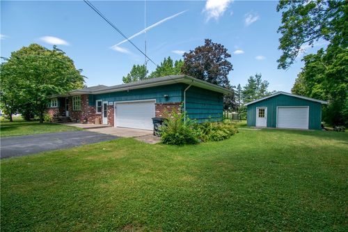 1841 County House Rd, Waterloo, NY, 13165-9466 | Card Image