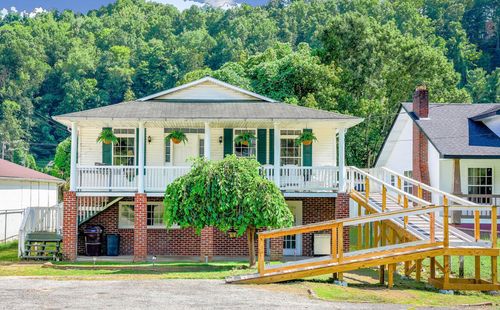 413-381 N Highway 413, Baxter, KY, 40806-8619 | Card Image