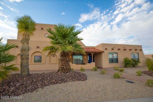 7146 Camino Blanco, Las Cruces, NM, 88007-8942 | Card Image