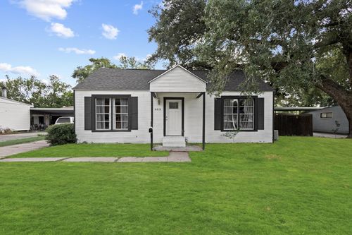 603 S 12th St, Nederland, TX, 77627-4216 | Card Image