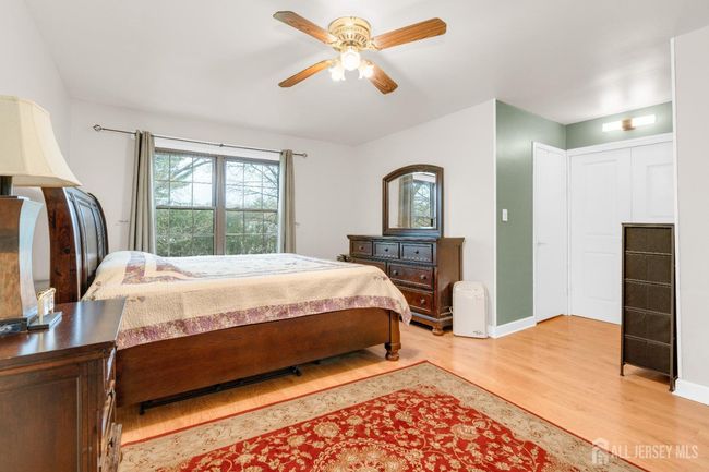 90 Pheasant Run, Townhouse with 2 bedrooms, 2 bathrooms and null parking in Edison NJ | Image 20
