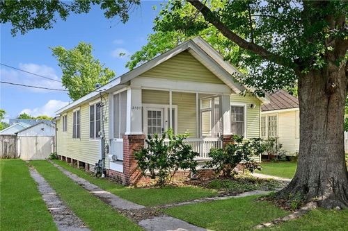 2101 Neely Street, Jefferson, LA, 70121 | Card Image