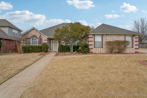 9919 E 123rd Street S, Bixby, OK, 74008 | Card Image