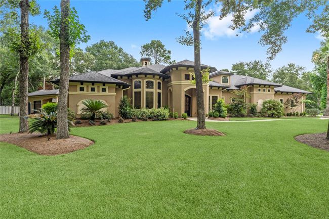 Are you ready to see inside your new home? It's a show-stopper! | Image 11