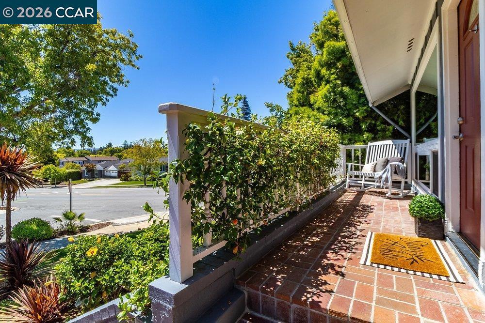 Residential in Redwood City 4