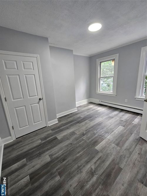 197 N 1st St, Paterson, NJ, 07522-1805 | Card Image