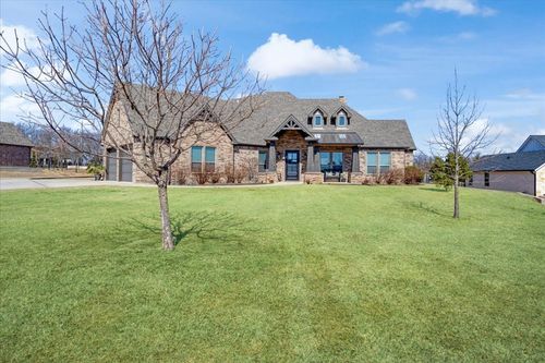 137 Blackthorn Dr, Van Alstyne, TX, 75495-3317 | Card Image