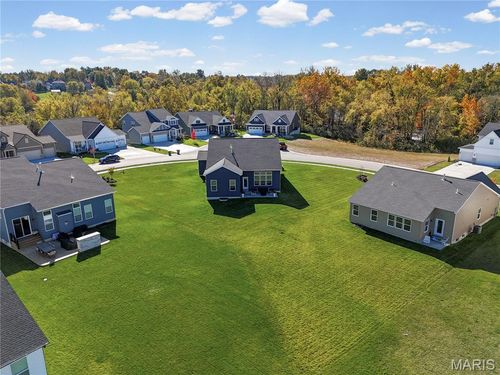 5016 Pacific Crest Trl, Cottleville, MO, 63304-8023 | Card Image