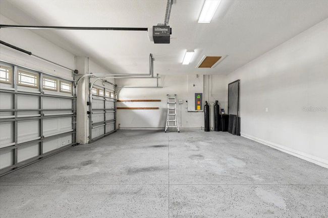 3 Car Garage | Image 56