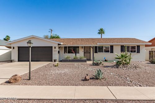 3010 E Yucca St, Phoenix, AZ, 85028-2615 | Card Image