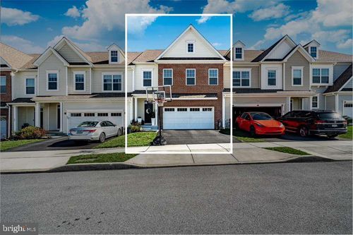 25 N Tompkins Sq, DOWNINGTOWN, PA, 19335-3173 | Card Image