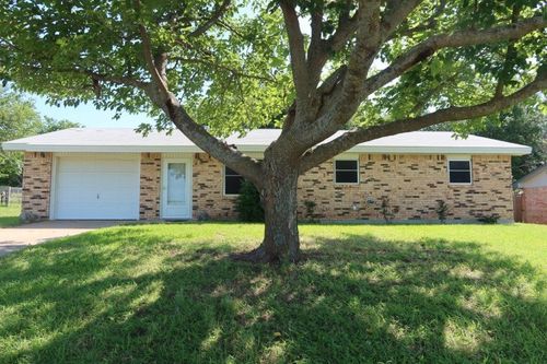 605 E Wilbarger St, Bowie, TX, 76230-5708 | Card Image