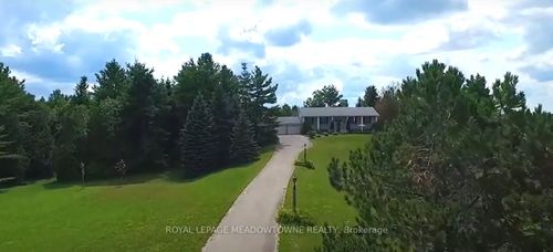 5084 Erin 3rd Line, Halton Hills, ON, L7J2L8 | Card Image