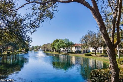 302-300 Diamond Cir, NAPLES, FL, 34110-2388 | Card Image