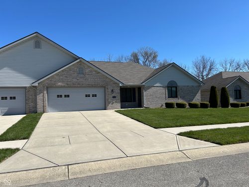 160 Bay Ridge Dr, Pendleton, IN, 46064-9477 | Card Image