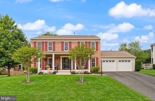 43305 Wayside Cir, ASHBURN, VA, 20147-4623 | Card Image
